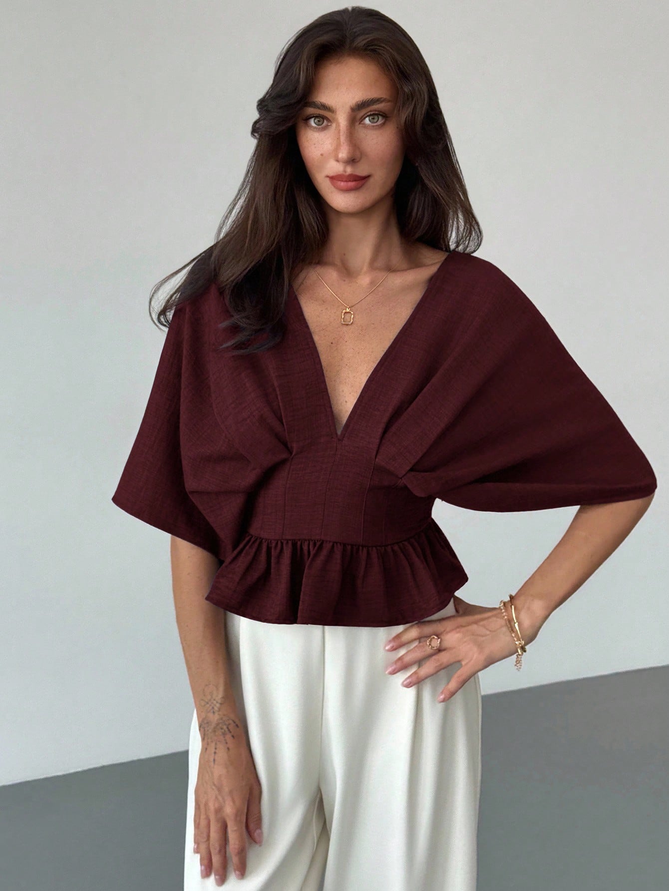 Aloruh ملابس علوية نسائية بياقة على شكل حرف V وذيل...