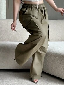 Dazy Plus Pantalon cargo avec poches latérales et taille élastique, style mode streetwear, pantalon décontracté long, grandes tailles femmes, toutes saisons