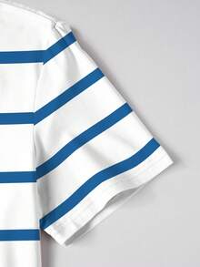 Claim Dot Unisex Classic Striped Horse Print Casual T-Shirt, Fashionable Graphic Tee  Blue And White Shirt Graphic