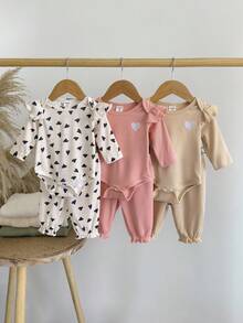 SHEIN 女婴/婴儿短袖爱心刺绣蝴蝶结连体衣裤套装，舒适可爱休闲装 - 彩色 - 查看 8