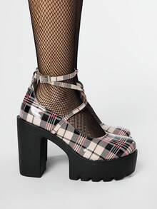 ROMWE Goth 女式封闭式交叉带玛丽珍鞋，朋克哥特厚底粗跟带扣带 JK 制服鞋，防水正式工作高跟鞋 - 米色 - 查看 4