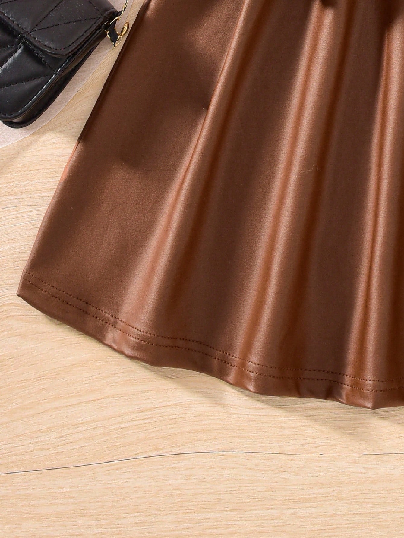 قميص داخلي بياقة منسوجة لون المشمش للبنات مقترن بف...