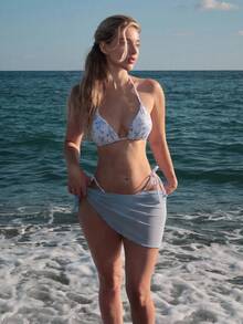 Turnttoni 印花三角杯比基尼泳裝附沙灘裙