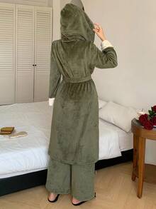 DAZY Damen gestreifte strukturierte Fleece einfarbige Kapuzenrobe und Hose Schlafanzug Set, Winter Pyjama, flauschig, gemütlich