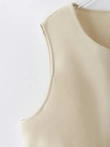 SHEIN Clasi 大码优雅精致百搭杏色无袖吊带背心 - 杏色 - 查看 4