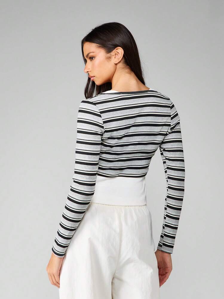 MISSGUIDED Grey Striped Crop Button Front Long Sleeve Collared Top