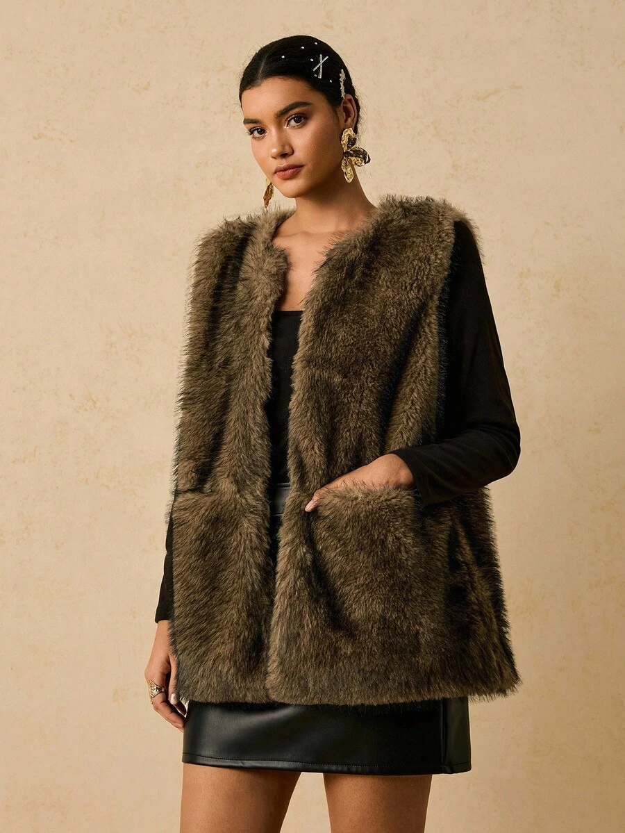 SHEIN VCAY Plus Size Elegant Dual-Tone Faux Fur Vest Jacket For Women, With Pockets, Autumn/Winter
