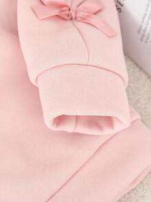 SHEIN Sparklyn 少女连帽卫衣，秋冬新款，长袖，粉色上衣，袖口饰有平行粉色蝴蝶结，舒适修身休闲运动卫衣，可与家人/姐妹装搭配 - 粉色 - 查看 6