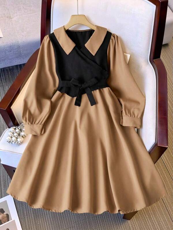 Sparklyn 女孩时尚拼色连衣裙，带腰带和纽扣细节，适合学校或休闲穿着的 A 字裙，可机洗，涤纶混纺，春夏秋季，时尚腰带连衣裙 | 闪亮面料，可爱的连衣裙