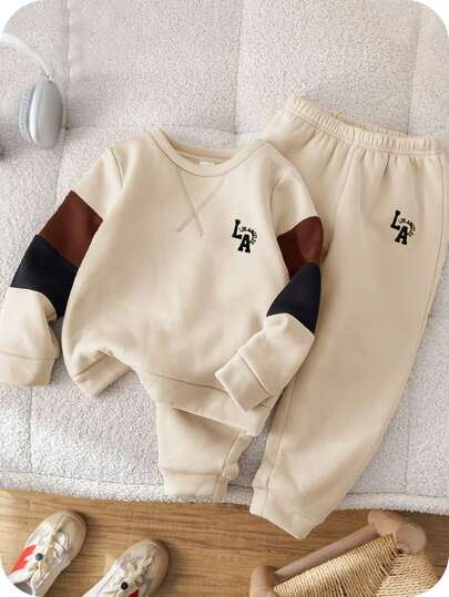 SHEIN 2 件套儿童男童休闲学院风舒适针织袖拼布圆领运动衫和裤子套装，适合通勤、学校、日常休闲、学院风、童装、小男孩服装、返校、生日派对、晚会、婚礼、洗礼、开学典礼、日常穿着、旅行、运动、秋冬、羊毛、加厚