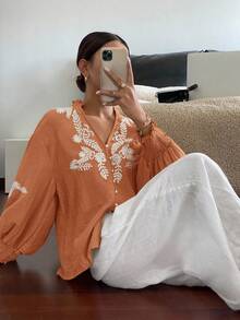 Serisse Áo sơ mi cài nút thêu hoa ngày lễ giản dị màu trắng dành cho nữ - trái cam - Xem 5