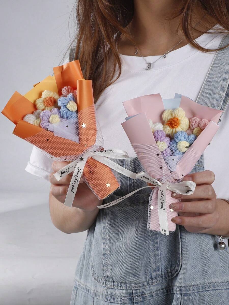 SHEIN 母亲节妇女节手工针织泡芙花束迷你纱线插花创意家居装饰礼物创意钩针工艺柔软纹理中心装饰 - 彩色 - 查看 1