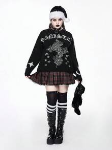ROMWE Pullover gothique grande taille motif croix serpent latin symbole étoile lune noir, Top de style gothique de rue grande taille pour l'automne/hiver en noir, pullover tricoté grande taille à manches longues en noir, gilet tricoté grande taille pour l'automne/hiver, vêtements grande taille pour femmes pour Halloween, Noël, vacances, style gothique, décontracté, streetwear, pull grande taille pour femmes - Noir - Voir 2