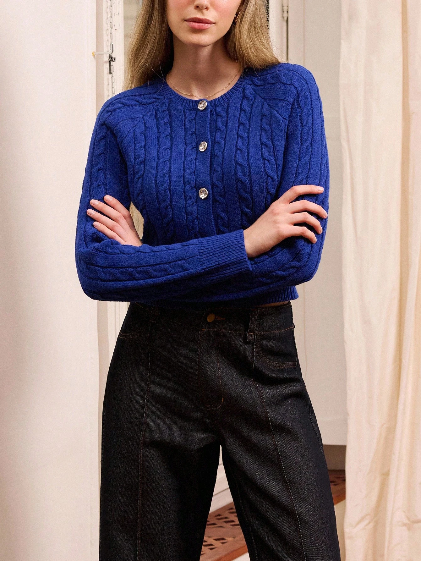 Cardigã de Tricô com Botões de Cristal, Roupas Femininas de Outono, Conjuntos de Outono, Roupas Femininas de Outono e Inverno