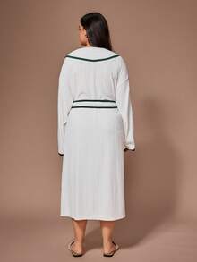 Lazeform Bata de mujer de talla grande, informal y de invierno, con mangas largas, ribete de contraste, bordado de letras y cinturón