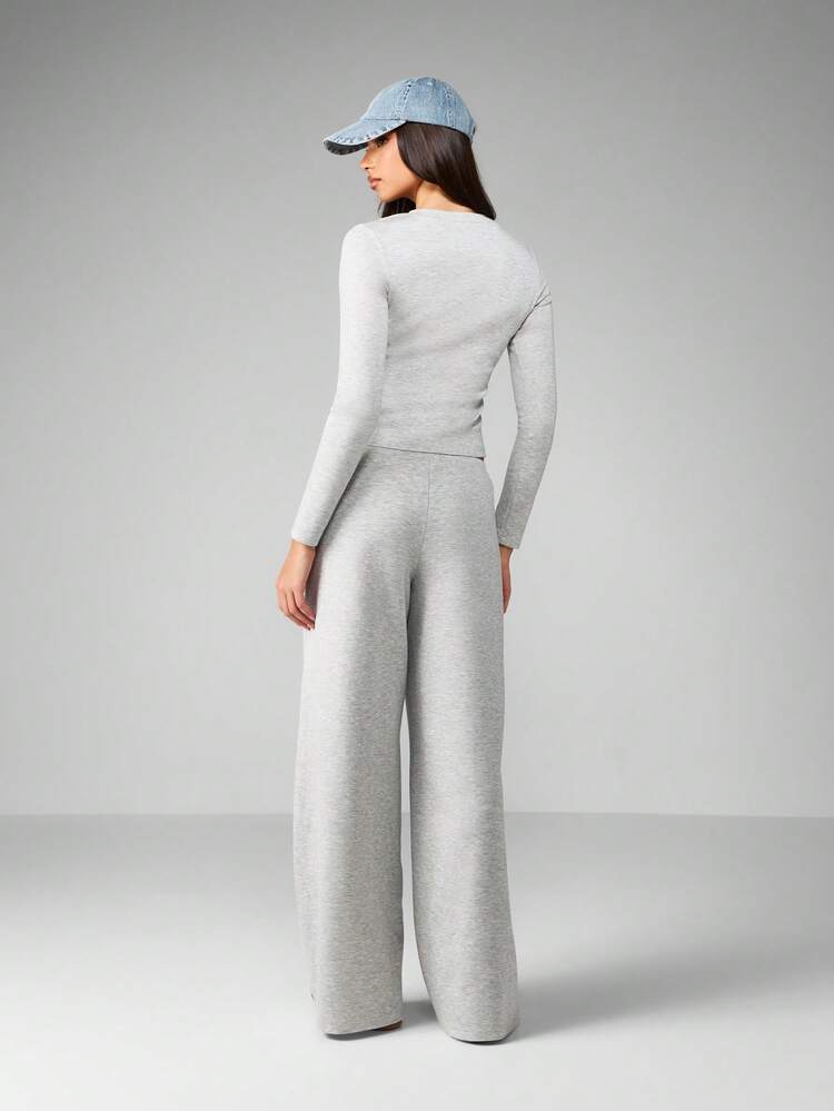 MISSGUIDED ハーフボタンクロップトップとワイドレッグパンツのセット