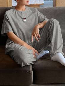 DAZY 2件套可爱卡通印花插肩袖短袖T恤和宽松裤子睡衣套装 - 灰色 - 查看 5