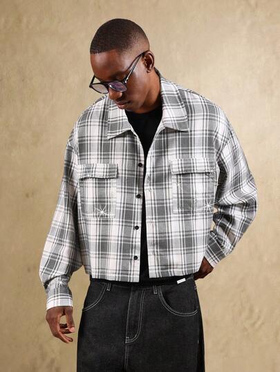 SUMWON Giacca camicia corta in flanella a quadri grigi, stile workwear con bottoni, oversize, con tasche sul petto, capo casual moderno per strati, adatto all'inverno