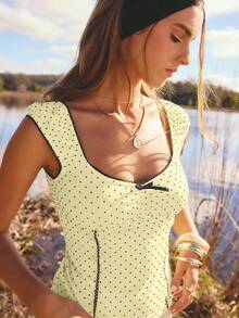 Aralina Áo thun lưới chấm bi xếp nếp phía trước dễ thương cho mùa đông/mùa hè - Màu be - Xem 3