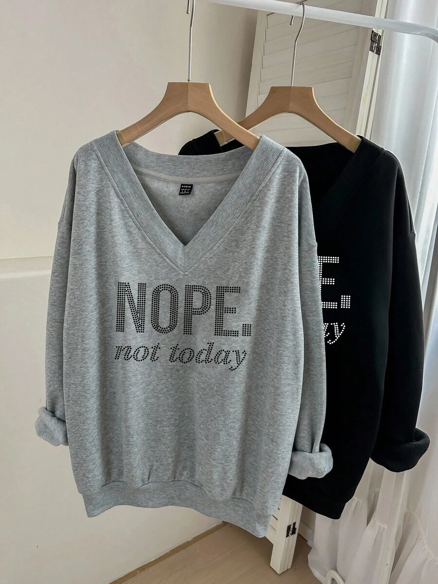 SHEIN 2pcs Tween Girls Casual Elegant V-Neck Oversized Loose Thermal Lined Long Sleeve Letter Print & Solid Color Pullover Sweatshirts, Black & Gray, Autumn/Winter - Multicolor - View 1