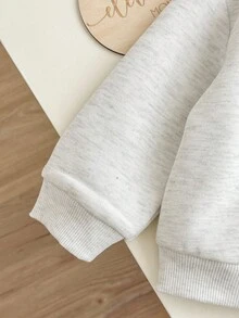 SHEIN Babygirl 可爱灰色字母印花长袖卫衣和裤子套装，秋冬 - 淺灰色 - 查看 4