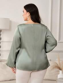 SHEIN Clasi 大码女式不对称圆领长袖绿色衬衫 - 綠色 - 查看 2