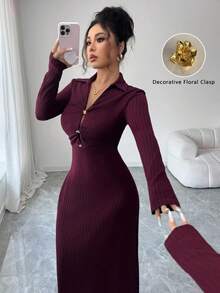 Modelyn 法式设计紧身连衣裙，V领，金属装饰纽扣，收腰，女士修身款 - Bold Plum - 查看 1