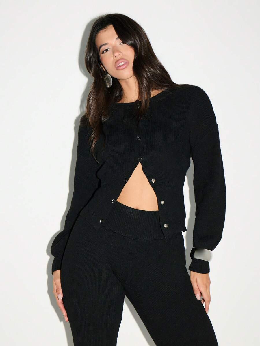 KIZN Contemporary Button Front Cardigan Knit Sweater Crop Top Elegant Long Sleeve Winter Autumn Fashion Statement Layer Piece Casual Daily Knitwear