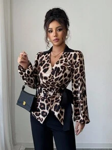 Rafferiza Chemise à manches longues élégante pour femmes avec imprimé léopard et ourlet asymétrique, automne