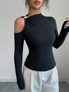 Plus Size Sexy Hollow Out Shoulder Metallic Decor Long Sleeve Fitted T-Shirt - Black - View 3