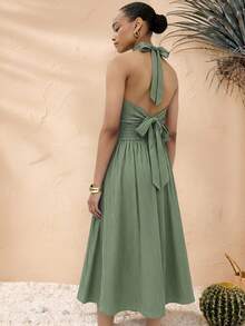 SHEIN Young Girls, Teenage Girls, Fashion Design, Casual Vacation, Waist Halter Neck, Backless Sleeveless Dress, High-End Green Dress, Halter Neck Dress, Vacation Dress, Waist Pleated Dress, Fashionable Design, Cutting-Edge Fashion Design, Can Be Worn Indoors And Outdoors, Simple Style, Suitable For Indoors, Outdoors, Daily Life, Sports, Play, Party, Photo Shoot, Vacation, Festival - Multicolor - View 2