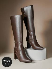 SHUZIA Botas Altas Femininas de Cano Largo com Três Fivelas, Bico Fino e Salto Bloco em PU Marrom - Estilo Elegante para Looks de Outono e Curvas Confiantes - Castanho - Visão 6