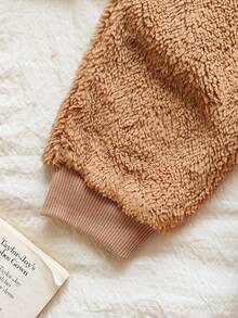 Vintaside Kids Bộ đồ bé trai thu đông màu nâu dễ thương thêu hình hươu 3D tai nhung cổ tròn dài tay kèm quần dài phù hợp, thích hợp cho các buổi đi chơi, ở nhà, giải trí, chụp ảnh, tụ tập - màu nâu - Xem 6