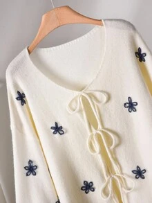 CosyJoli 大码女式花卉图案落肩宽松前系带开衫，秋冬休闲通勤装 - 杏色 - 查看 4