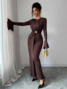 Elenzga This New Elegant And Sexy Women's Party Knittedcoffee-Colored Round-Neck Long-Sleeved Dress Withflared Cuffs And Metal Decoration Features A Fittedwaist. Lt Is Suitable For Commuting, Christmas, NewYear, Street Style, French Romance, Casual, MiddleEastern Retro Style, Afternoon Tea Parties, Parties,Thanksgiving, Back-To-School Season, Autumn Andwinter - Coffee - View 6