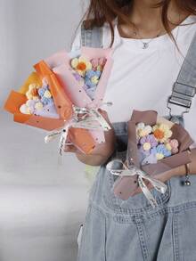 SHEIN 母亲节妇女节手工针织泡芙花束迷你纱线插花创意家居装饰礼物创意钩针工艺柔软纹理中心装饰 - 彩色 - 查看 3