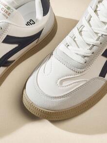 CUCCOO EASI 女士圆头平底休闲运动鞋、通勤和训练鞋、白色鞋子 - 藍色 - 查看 4