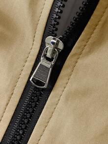 少女束腰连帽中长款轻便夹克，适合秋季日常穿着