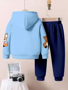 SHEIN 2 件套年轻男孩休闲简约恐龙和英文字母图案连帽运动衫，舒适宽松，适合秋冬季 - 彩色 - 查看 3