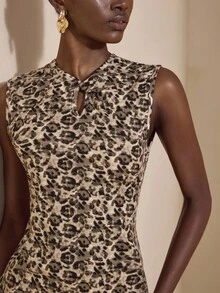 JIAN LASALA Abito midi aderente da donna con scollo rotondo, tagli e stampa leopardata, elegante per l'autunno, abito leopardato elegante da donna per feste, cocktail e occasioni di lusso