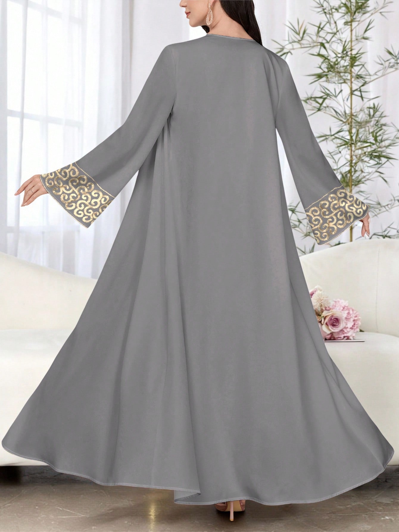 SHEIN Najma عباءة أنثوية طويلة الأكمام بطبعات زهري...