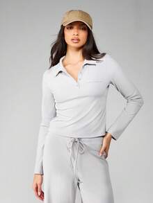 MISSGUIDED Ribbed Knit Half Button Polo Crop Top Casual Lounge Long Sleeve Modern Minimalist Essential Wardrobe Basics Perfect For Layering All Season - Light Grey - View 4