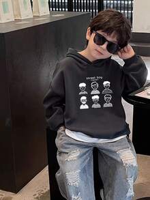 SHEIN 2 件套儿童男童休闲百搭舒适印花宽松连帽运动衫和宽松牛仔裤套装，适合返校服装 - 深灰色 - 查看 5