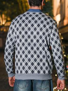 Manfinity CasualCool Sudadera de cuello redondo con estampado de cuadros jacquard para hombre, de tela suave de lana sintética, cómoda, para otoño/invierno, sudadera navideña