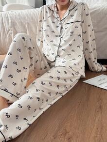 SHEIN 2件套泡泡雪纺蝴蝶结印花翻领长袖上衣和裤子睡衣套装，秋冬服装 - 米色 - 查看 2