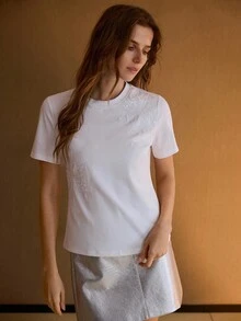 MOTF PREMIUM SEQUIN FLORAL EMBROIDERY T-SHIRT