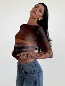 Aloruh 女士优雅性感露背扎染全身印花百搭打底 T 恤，适合秋冬外出，优雅街头风格，复古 T 恤 - 彩色 - 查看 3