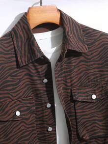 Manfinity Homme Men Casual Fashion Street Zebra Print Flap Pocket Denim Jacket, Fall - Coffee Brown - View 3
