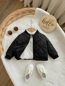 SHEIN 1 Newbornl Casual, Simple, Playful, Thick, Cute Ears Black Padded Coat, Winter Coat, Quilted Coat Suitable For Birthday Parties, Evening Parties, Performances, Weddings, Baptisms, Opening Ceremonies, Suitable For Daily Use, Suitable For Travel, Suitable For Autumn And Winter
