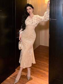 DAZY 女式 V 领拼接毛绒纹理腰部修身美人鱼连衣裙，优雅中长款舞会礼服 - 杏色 - 查看 5